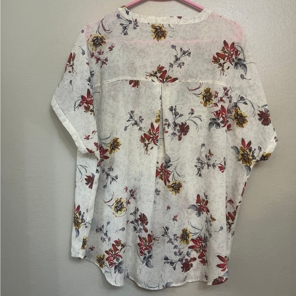 MAURICE’S Floral Print Top - Picture 3 of 4